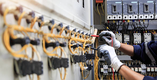 Professional Electrician technician working in Solon, OH